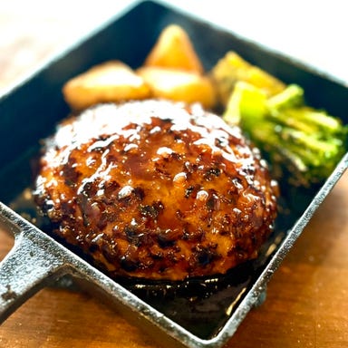 Asunaro(アスナロ)_ハンバーグランチセット(ハンバーグ・ミニサラダ・ご飯・みそ汁 付)