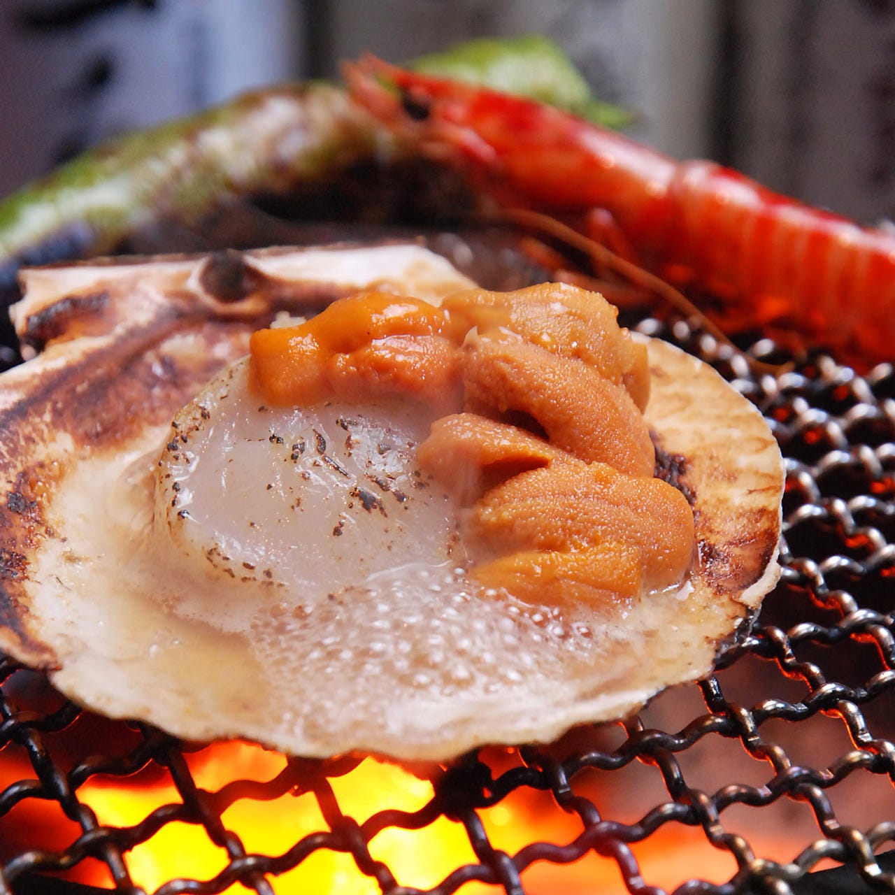 七輪焼きは旨みはぐっと凝縮され、身はふんわりとジューシーに