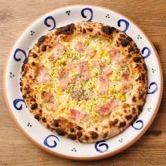 和牛と石窯ピザのイタリアン ピザコゾウ 横浜 関内_ベーコンとコーンのマヨネーズソース