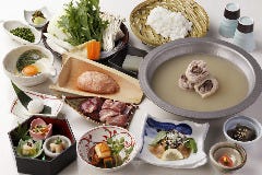 水たき料亭 博多華味鳥 中洲本店