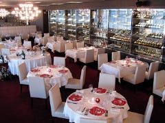 ｔａｐｉｓ ｒｏｕｇｅ