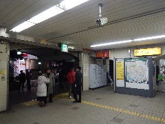 JR関内駅＜北口改札＞を左に出ます
