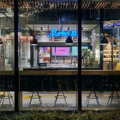 Market St．（マーケットストリート）