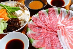 石垣牛とあぐー豚のしゃぶしゃぶ