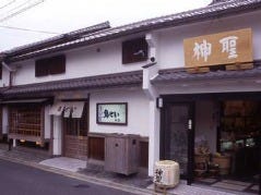 京都・伏見神聖酒蔵 鳥せい 本店