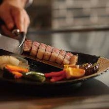 【大地贅沢コース】神戸牛 ローストビーフ、神戸牛濃酵赤ワイン煮込み、神戸牛極上赤身ステーキなど全11品
