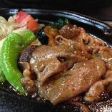 薄切りロース鉄板バター焼き（国産黒毛和牛雌牛A5ランク霜降り肉使用）