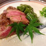 和風ステーキ（国産黒毛和牛霜降り肉使用）