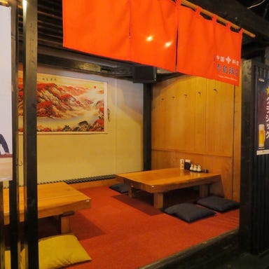 本格中華食べ放題 中国料理 青島飯店  店内の画像