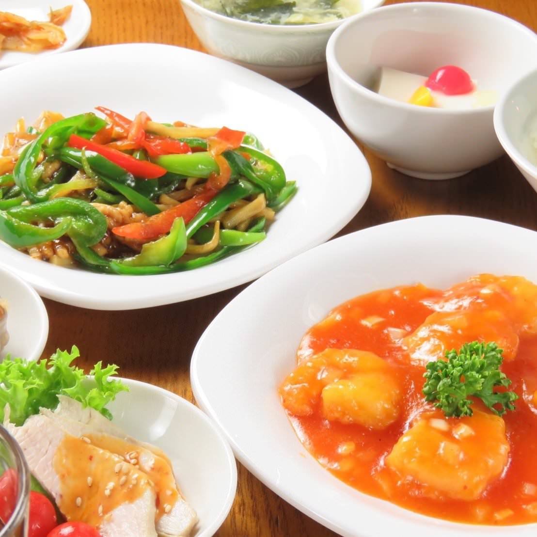 本格中華食べ放題 中国料理 青島飯店
