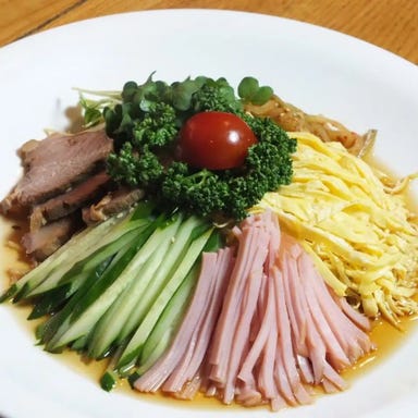 本格中華食べ放題 中国料理 青島飯店  メニューの画像