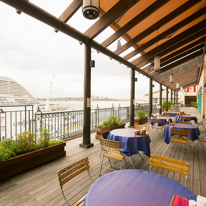 ニューミュンヘン ハーフェンブルク 席 ぐるなび