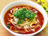 火鍋スープの麻辣刀削麺 ★★★/☆☆