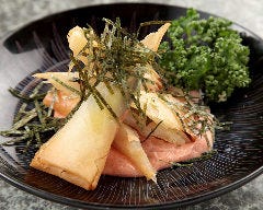 人気メニュー!もちとチーズの明太揚げ