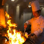 大阪の有名ホテルの中華料理店出身の料理長が作る極上中華！