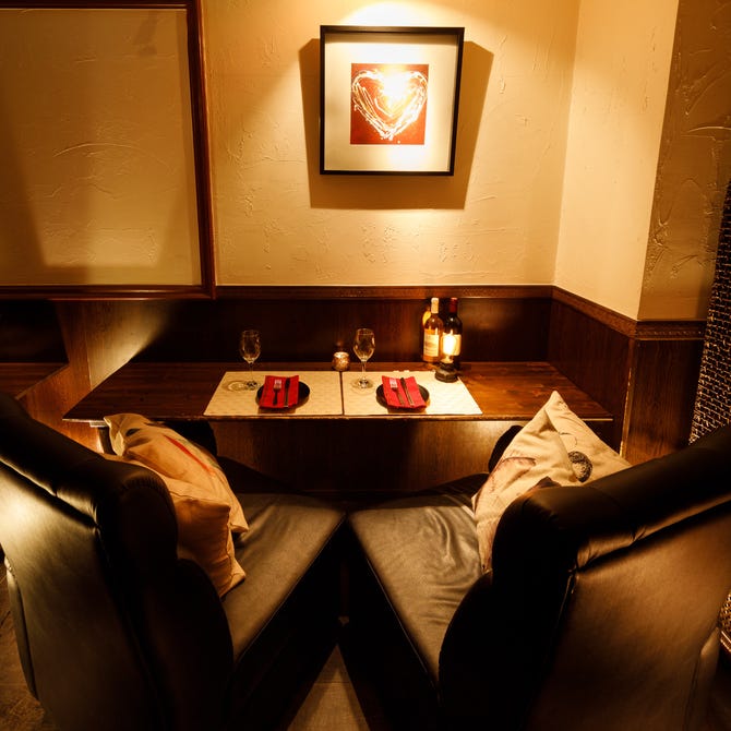 ラクレットチーズ 肉バル Lodge ロッジ 大宮店 大宮 居酒屋 ぐるなび ラクレットチーズ 肉バル Lodge ロッジ 大宮店 大宮 居酒屋 ぐるなび