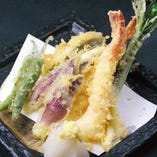大海老と野菜の天ぷら盛合せ
