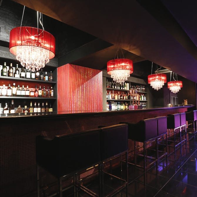 Show Club Nest ショークラブ ネスト 新宿 アミューズメント ぐるなび
