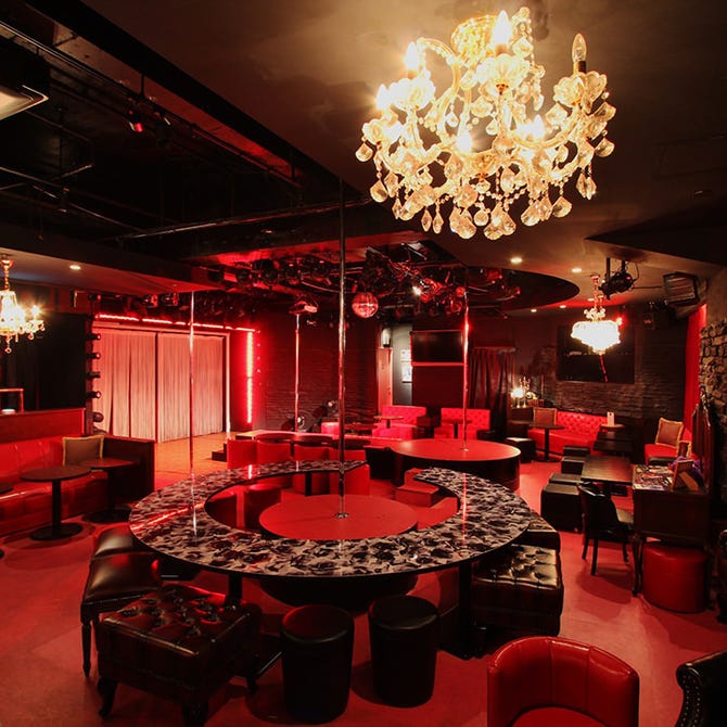 Show Club Nest ショークラブ ネスト 新宿 アミューズメント ぐるなび