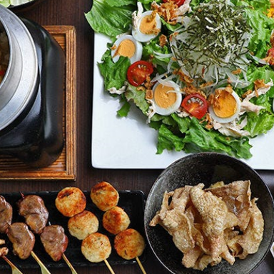 炭火やきとり とりちゃん岩根中央店_絶品鶏料理を堪能!
飲み放題付コース3,500円~