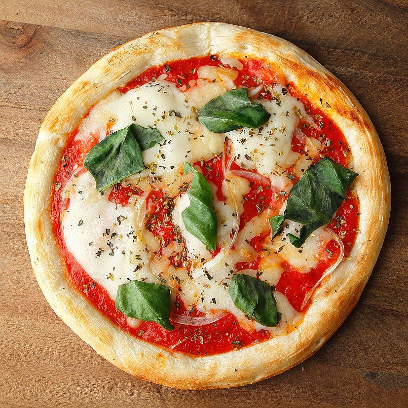 CONA 関内店のマルゲリータ