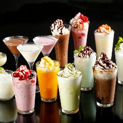 こだわりのオリジナルスイーツカクテルも多数！
