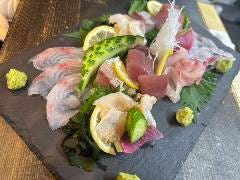 酒場ダイニング芳〜HANA〜