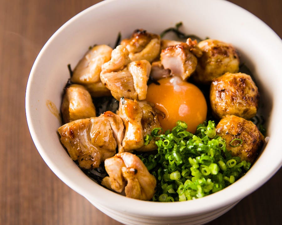 炭火やきとり とりちゃん 守山店 焼鳥と串カツ 居酒屋