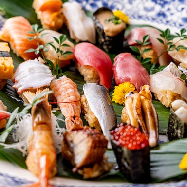 海鮮・鮨 食べ放題 かに村 新橋店_優れた素材で握る極上の寿司食べ放題