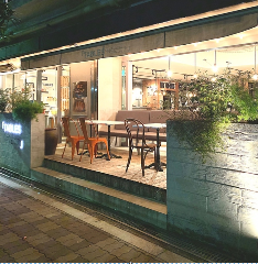 タブレスコーヒーベーカリー＆ダイナー南堀江店