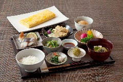 昼膳 \4,182