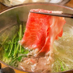 自慢のブランド牛の神戸牛モモ肉を食べ放題でご提供！