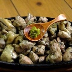 鶏と炭火焼のお店 とりっこ