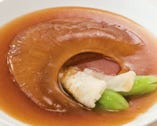 コラーゲンたっぷり！独特の食感！中華の王道『フカヒレの姿煮』贅沢ディナーには欠かせない存在感