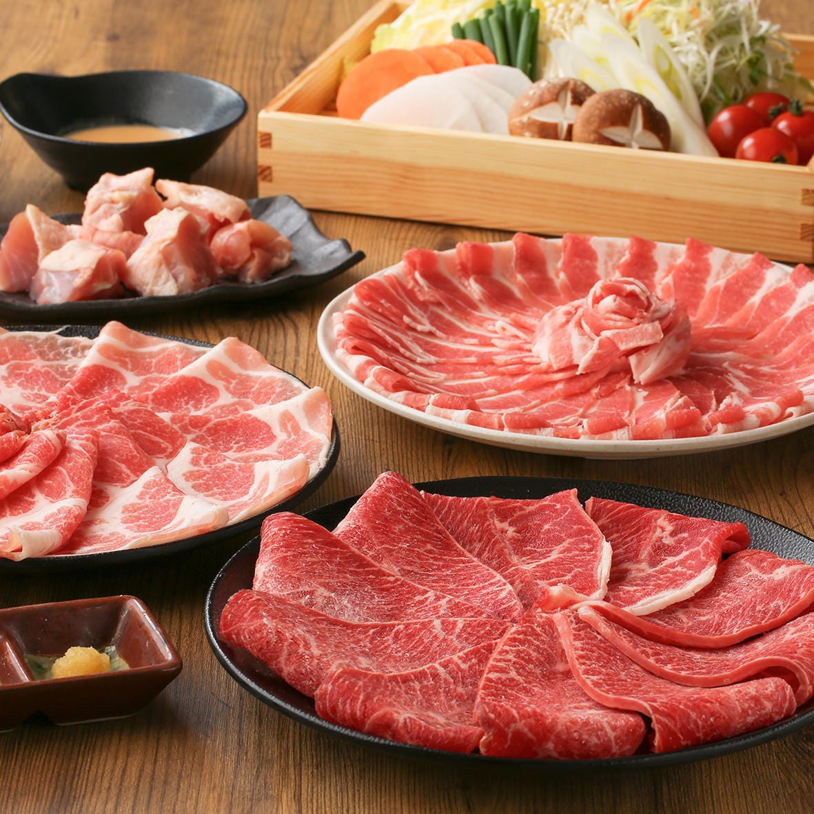 【しゃぶしゃぶ肉4種類】牛肉と三元豚 食べ飲み放題コース