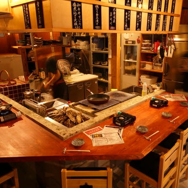 高松貝専門炉端焼き ごぼうのてっぺん  店内の画像