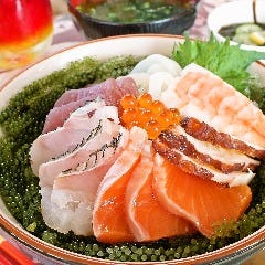 海人料理 亀ぬ浜 