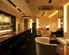BAR  SALAS