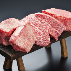 ちょっと安めなホルモン 焼肉ここから 大阪十三本店