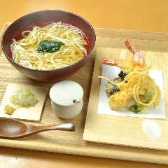 神楽坂 久露葉亭_天ぷらうどん
