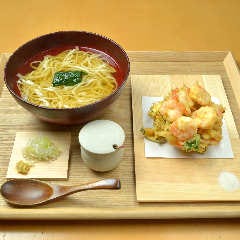 神楽坂 久露葉亭_かき揚げうどん