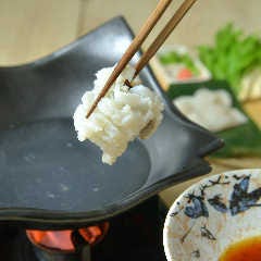 神楽坂 久露葉亭_「鱧」しゃぶを堪能したら〆はうどん