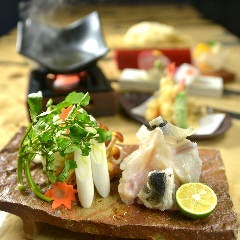 神楽坂 久露葉亭_彩り和食に「河豚」を鍋や天ぷらで「細打ちうどん」とご一緒に