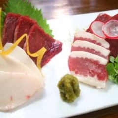 神楽坂 久露葉亭_馬刺し三種盛り