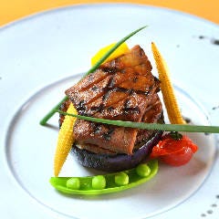 神楽坂 久露葉亭_厚切り牛タン塩焼き　旬野菜添え