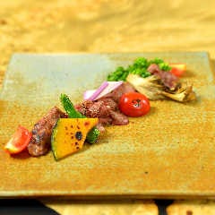 神楽坂 久露葉亭_【土祝限定ディナー■天草和牛/季節天ぷら/鮨コース＋１ドリンク】週末祝日の神楽坂でのお食事に！6000円