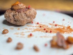高庵 ＴＯＫＹＯ_白レバーと国産合い挽きのハンバーグピンクペッパーとともに