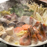 【満足コース】リーズナブルに楽しめる！魚貝の鍋や刺身5点盛を堪能！ 6品 2,500円