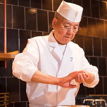 築地青空三代目 別邸_鮨を握って半世紀。職人『前田保衛』