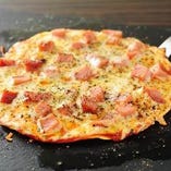 【コース】ゴロゴロベーコンの鉄板ピザ